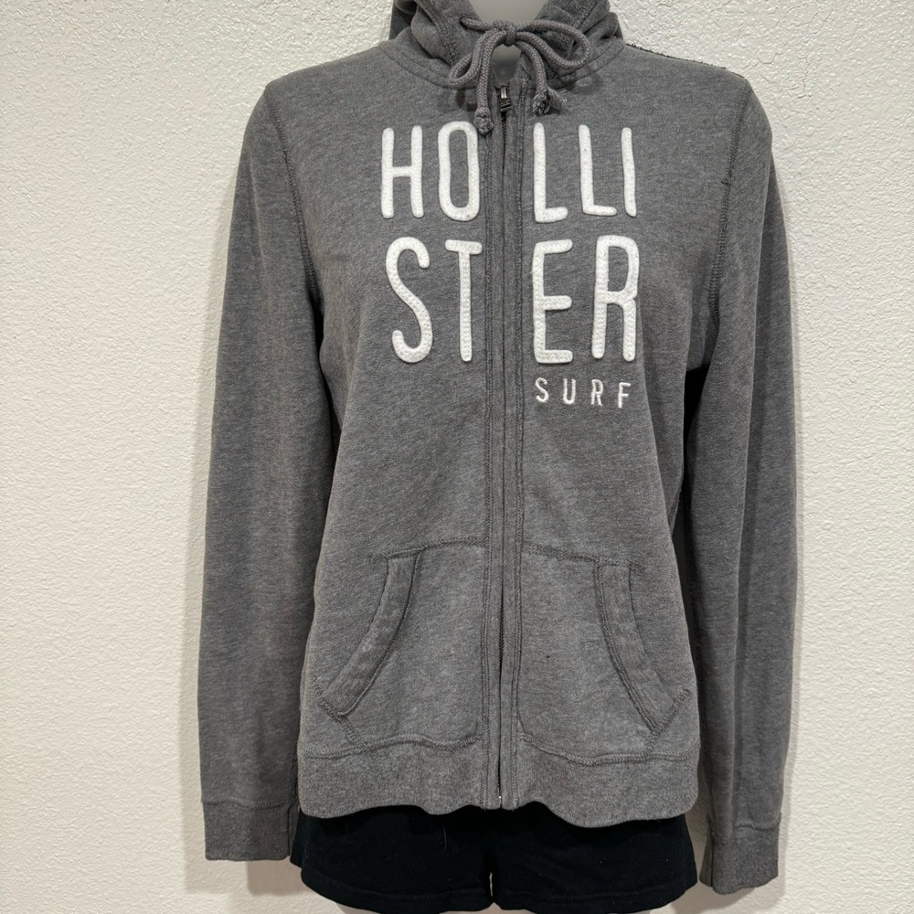 hollister grey logo drawstring hoodie zip up sweater jacket top sweatshirt